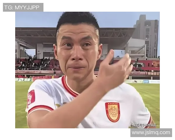 老将前锋再度闪耀绿茵场见证足球传奇精神永不褪色